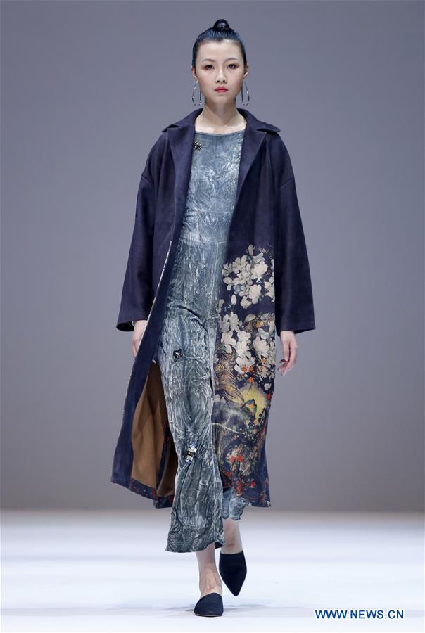 CHINA-BEIJING-GRADUATE FASHION WEEK (CN)