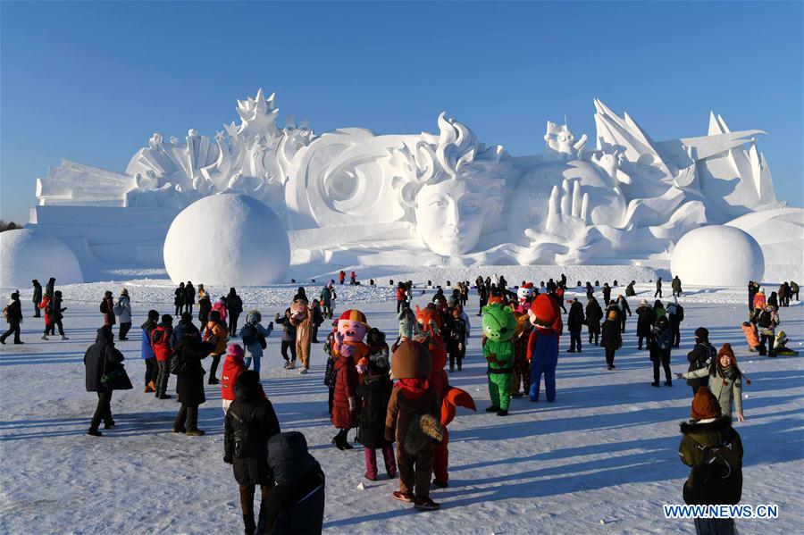 CHINA-HARBIN-SNOW SCULPTURE ART EXPO (CN)