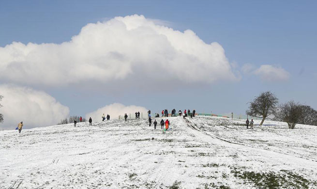 Snow covers London, Britain