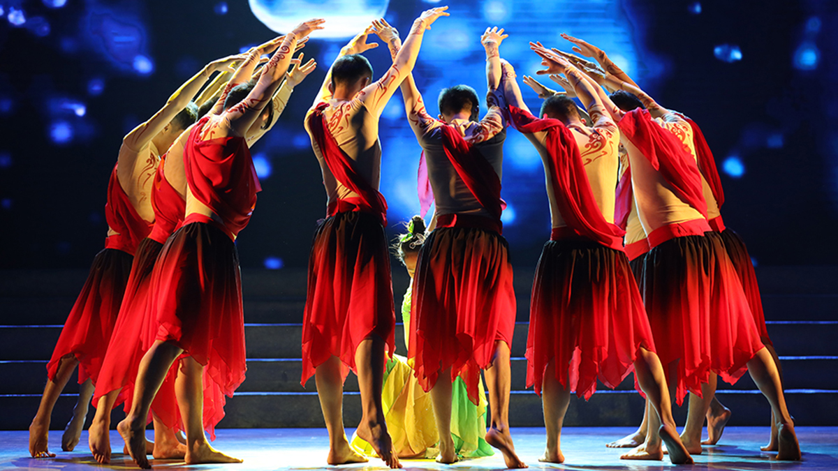 大型茶文化史詩音樂劇《茶道：一葉乾坤》演出現場