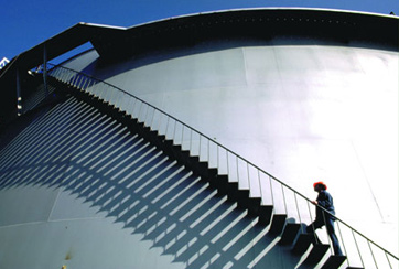 實(shí)證樣本：中聯(lián)重科、國藥控股