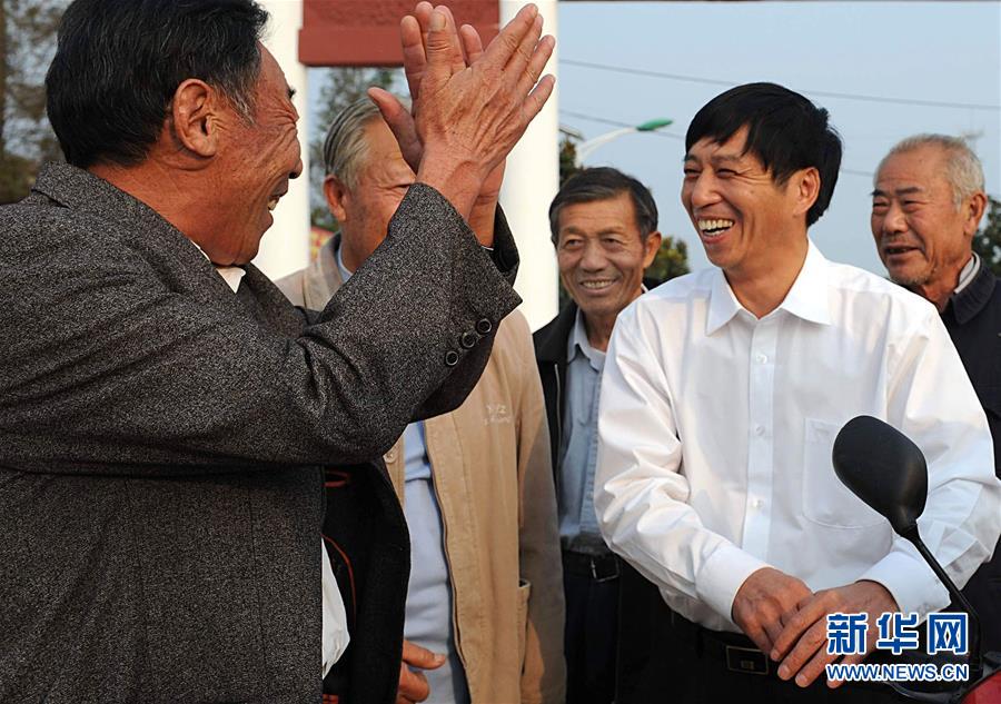 （新華全媒頭條·紀(jì)念改革開放40年特稿·圖文互動）（3）向著新航程揚(yáng)帆奮進(jìn)！——從小崗精神看中國改革開放40年