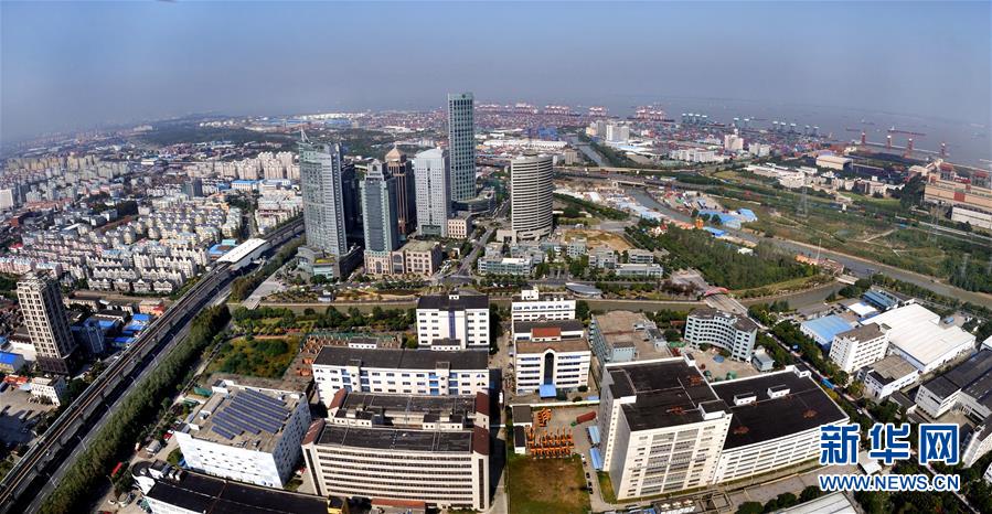 (大江奔流——來自長江經(jīng)濟(jì)帶的報(bào)道·新華全媒頭條·圖文互動(dòng))(1)擘畫新時(shí)代中國發(fā)展新坐標(biāo)——深入推動(dòng)長江經(jīng)濟(jì)帶發(fā)展述評