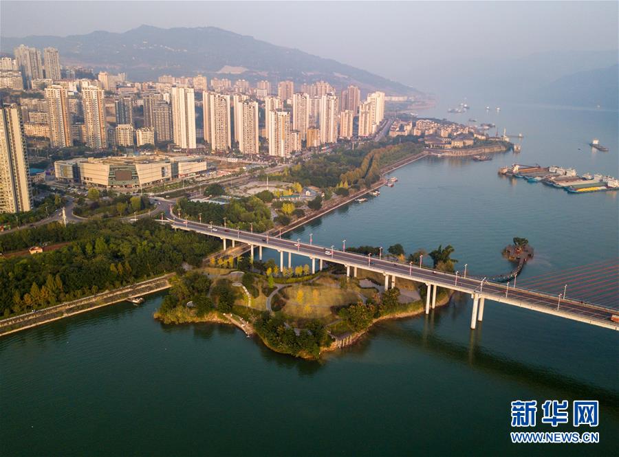 （大江奔流——來自長江經(jīng)濟(jì)帶的報(bào)道·新華全媒頭條·圖文互動(dòng)）（7）擘畫新時(shí)代中國發(fā)展新坐標(biāo)——深入推動(dòng)長江經(jīng)濟(jì)帶發(fā)展述評