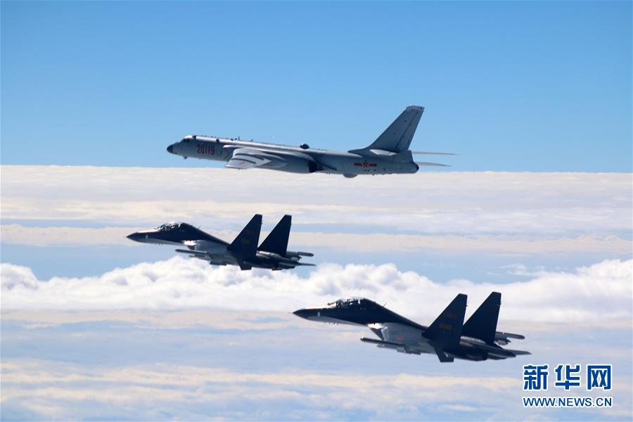 (新華全媒頭條·圖文互動(dòng))(7)戰(zhàn)鷹,為祖國奮飛——記空軍航空兵某旅旅長、特級(jí)飛行員郝井文