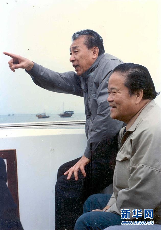 (改革先鋒風采·圖文互動)(2)袁庚:改革開放試驗田“蛇口模式”的探索創立者