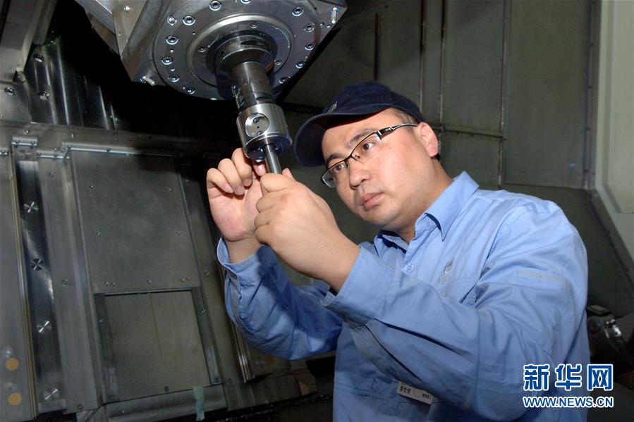 （新華全媒頭條·圖文互動）（3）讓奮斗成為人生最亮麗的底色——寫在2019年“五一”國際勞動節到來之際