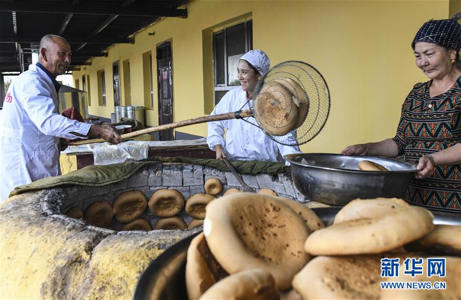 （新華全媒頭條·圖文互動）（5）同心援疆，“壯闊”祖國西北角