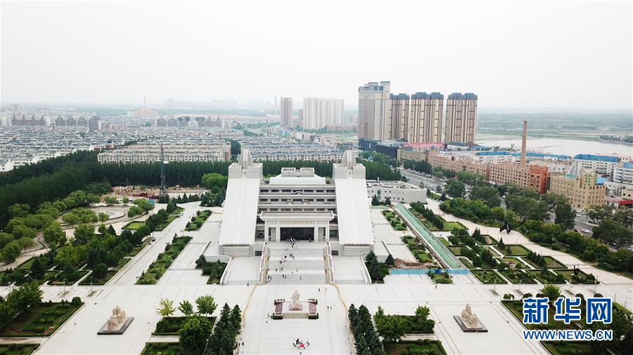 （圖文互動）（11）當好標桿旗幟 建設百年油田——寫在大慶油田發現60周年之際