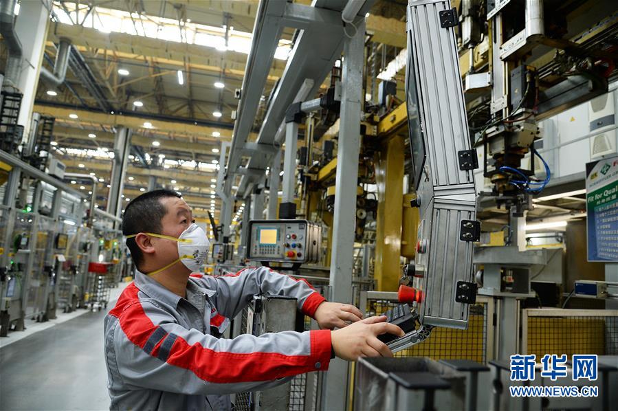 #(來自經濟前沿的故事·企業復工復產·圖文互動)(1)“陽光總在風雨后”——制造業大省江蘇開啟有序復工