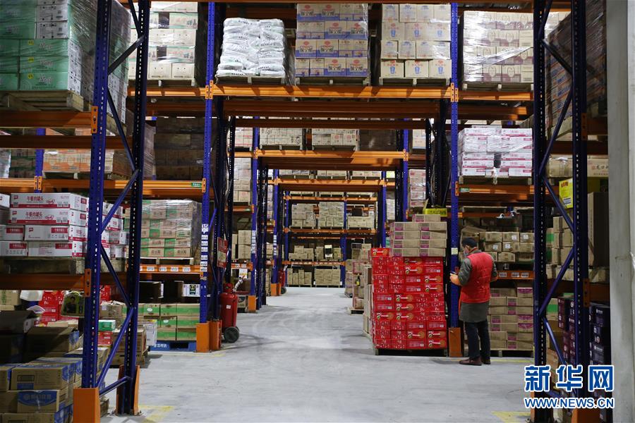 (聚焦疫情防控·圖文互動)(3)“老鄰居”一直在——四川紅旗連鎖的堅守