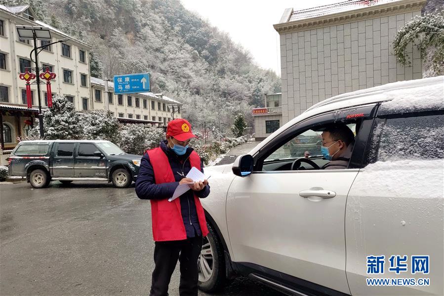 #(新華全媒頭條·圖文互動)(8)農(nóng)村戰(zhàn)“疫”如何攻堅?——來自湖北農(nóng)村疫情防控一線的報告