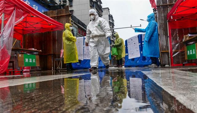 2082853_(新媒體組圖附視頻)應急車隊司_4.jpg 2082853_(新媒體組圖附視頻)應急車隊司_4.jpg