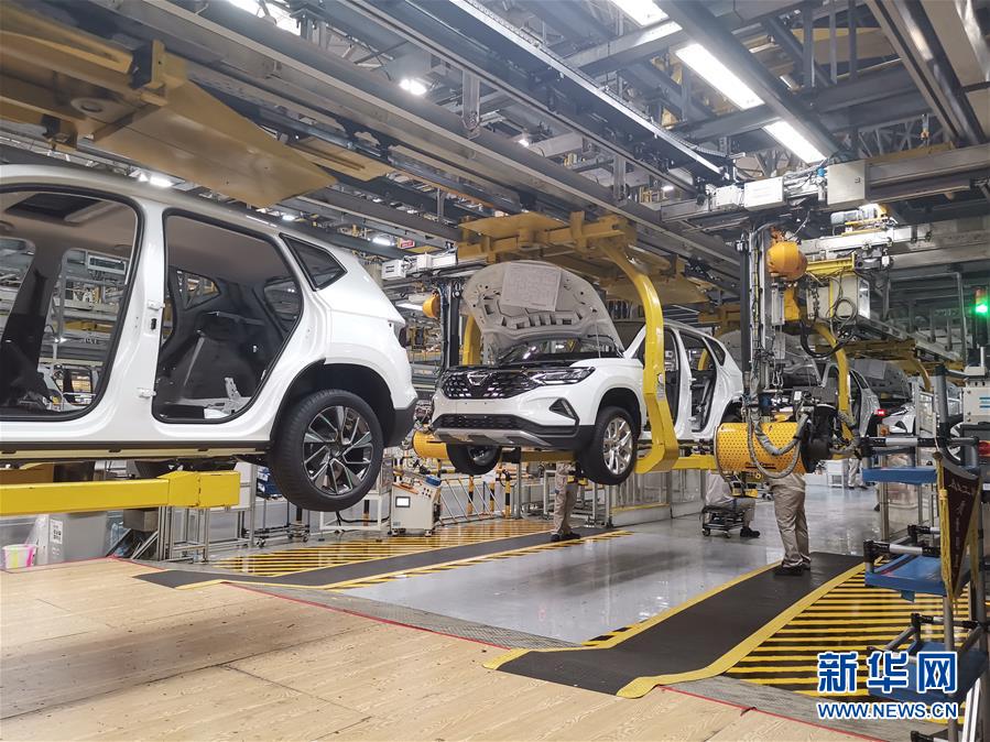 (在習近平新時代中國特色社會主義思想指引下——新時代新作為新篇章·習近平總書記關切事·圖文互動)(4)按下復工復產“快進鍵”