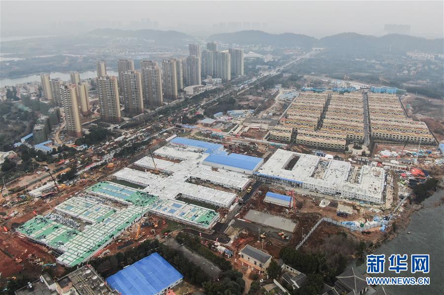 (聚焦疫情防控·圖文互動)(2)團結(jié)起來!我們?nèi)f眾一心!——中國抗疫人民力量的生動實踐