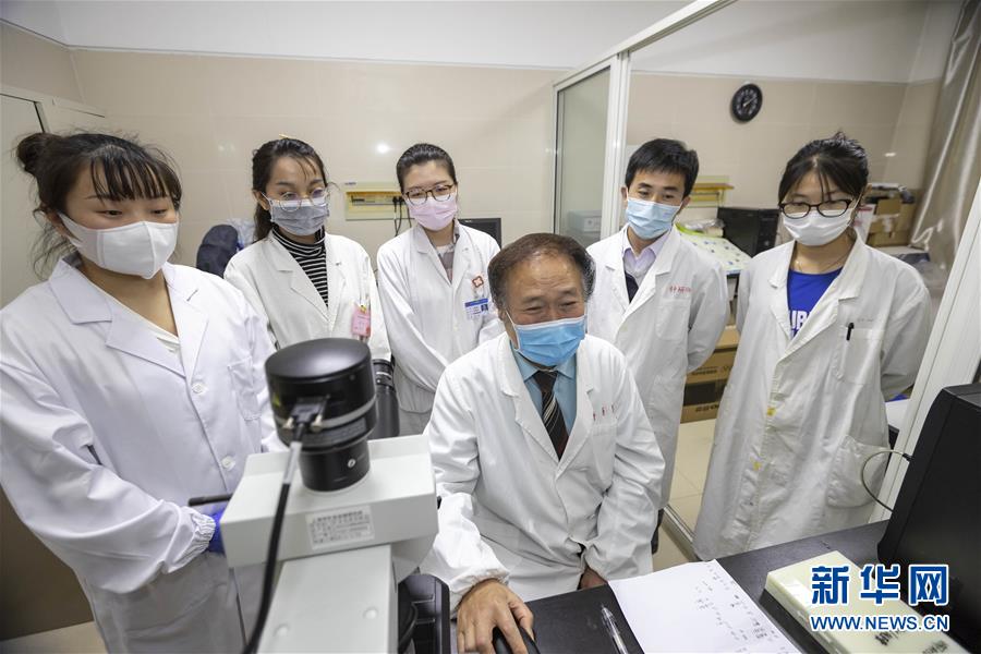 (代表委員履職·圖文互動)(1)“履職與行醫,都要精益求精”——全國政協委員吳煥淦履職記