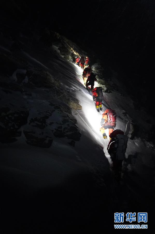 (2020珠峰高程測量)(9)出發!向著頂峰