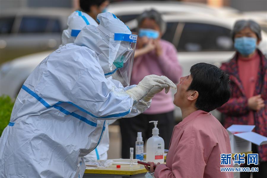 （新華全媒頭條·兩會(huì)精神看落實(shí)·圖文互動(dòng)）（5）整體謀劃、系統(tǒng)升級(jí)、全面提升——落實(shí)全國(guó)兩會(huì)精神織牢織密公共衛(wèi)生防護(hù)網(wǎng)