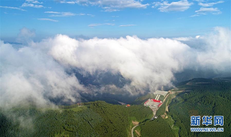 （在習(xí)近平新時(shí)代中國(guó)特色社會(huì)主義思想指引下——新時(shí)代新作為新篇章·習(xí)近平總書記關(guān)切事·圖文互動(dòng)）（1）六盤山下的誓言——來(lái)自寧夏的脫貧故事