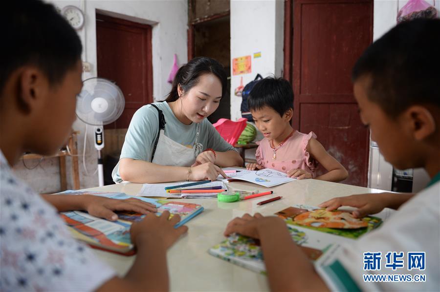 （圖文互動）（3）湘南深山，堅守扶貧一線的黨員之家