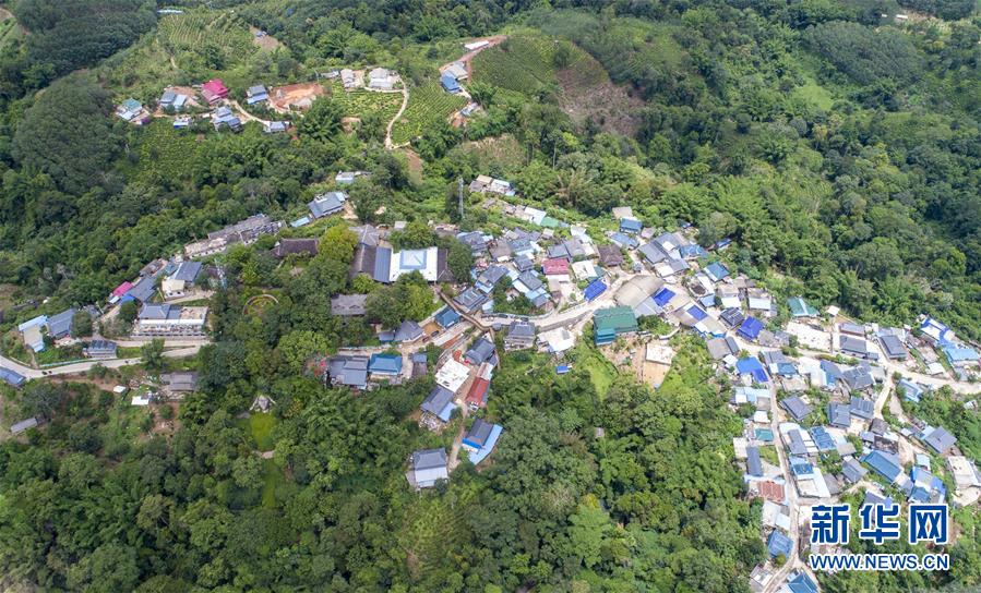 (新華全媒頭條·圖文互動(dòng))(10)大美中國(guó)看活力——來(lái)自國(guó)慶黃金周的一線(xiàn)觀察