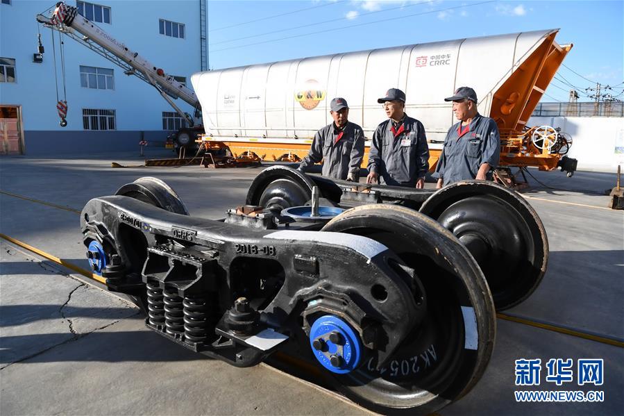 (新華全媒頭條·圖文互動)(5)奮力書寫東北振興的時代新篇——習(xí)近平總書記調(diào)研東北三省并主持召開深入推進東北振興座談會紀實