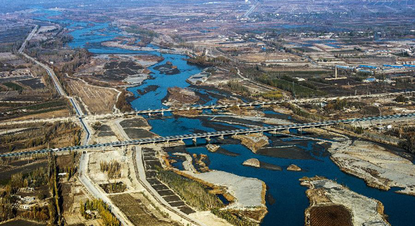 站在新的歷史起點上——以習近平同志為總書記的黨中央關心新疆發展紀實