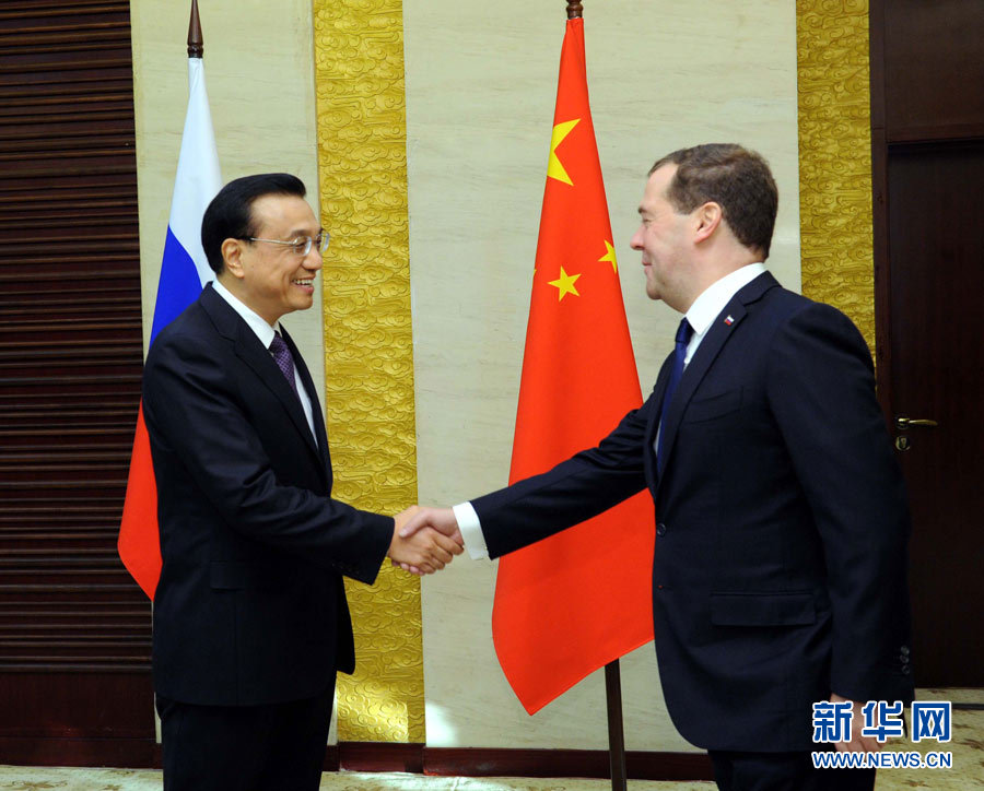 12月15日，中國國務院總理李克強在阿斯塔納會見俄羅斯總理梅德韋杰夫。 新華社記者 饒愛民 攝