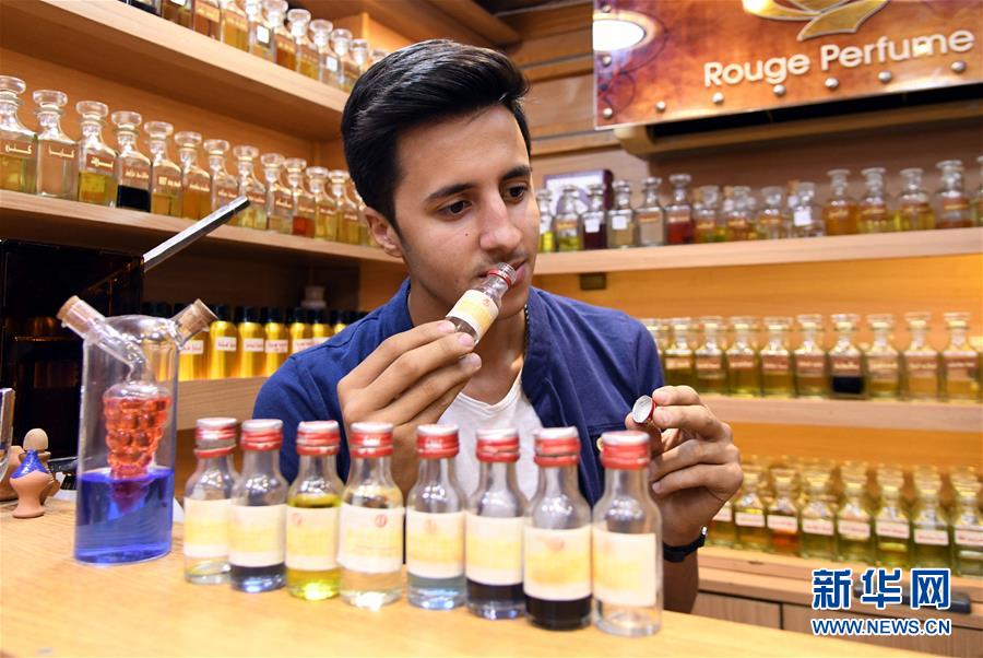 (國(guó)際·圖文互動(dòng))(1)這里不只有戰(zhàn)爭(zhēng),也有茉莉花的芳香