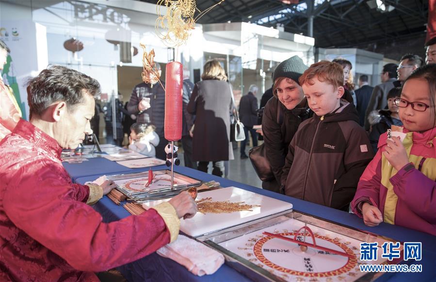 （國際·圖文互動）（2）歡樂春節“這里是成都”啟動儀式在都柏林舉行