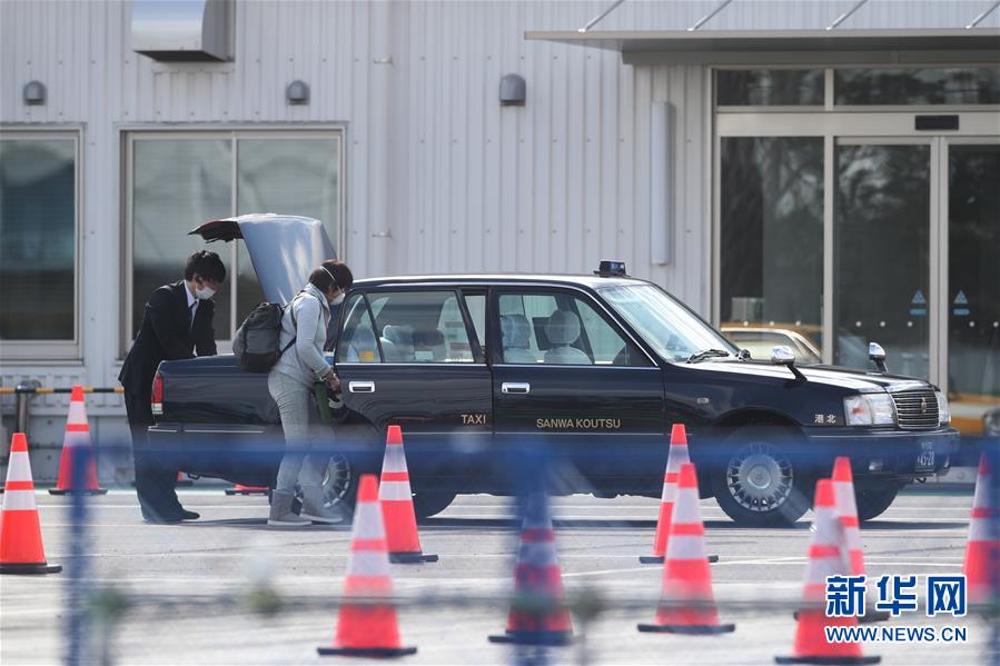 (國際)(2)“鉆石公主”號郵輪乘客陸續下船