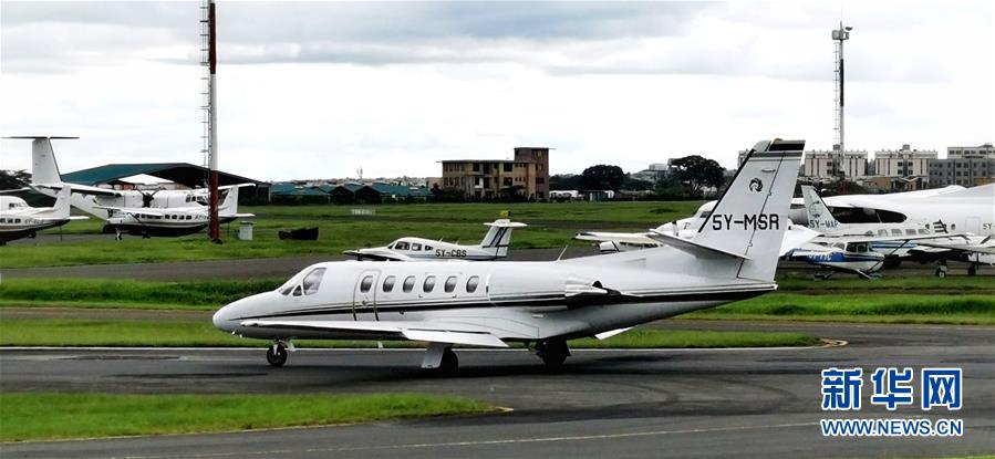 (國際·圖文互動)(4)一場飛越非洲三國援助同胞的“生死賽跑”