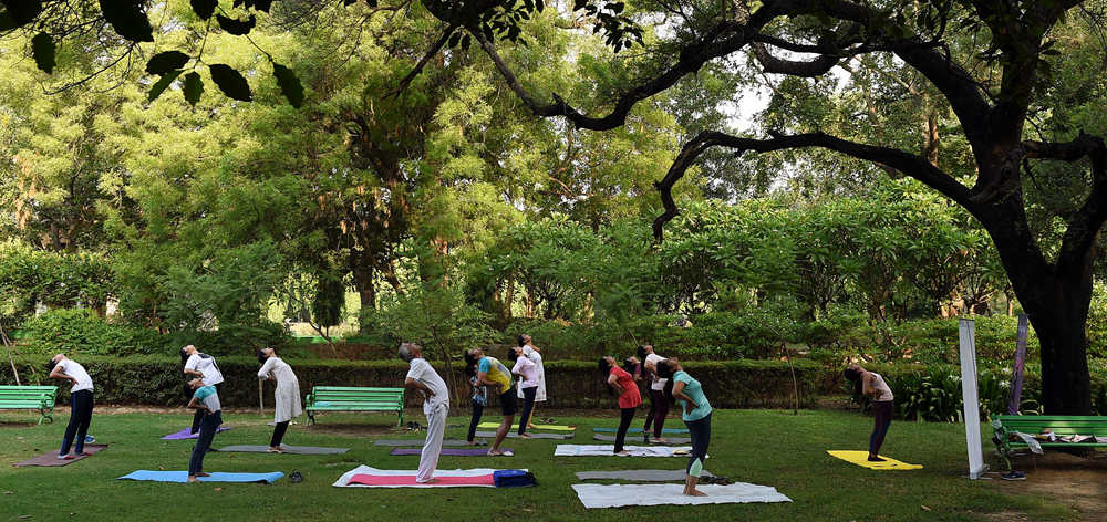 特稿：電影、瑜伽、智能手機——中印兩個文明古國交往“新故事”